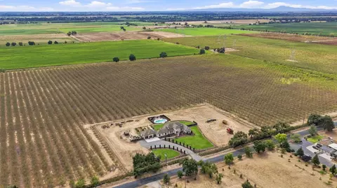 View/Area - 9250 Orr Rd, Galt, CA 95632 photo 5 of 6