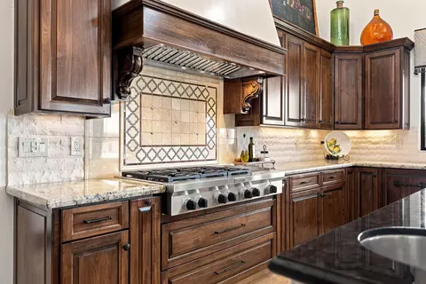 Kitchen - 9250 Orr Rd, Galt, CA 95632 photo 7 of 10