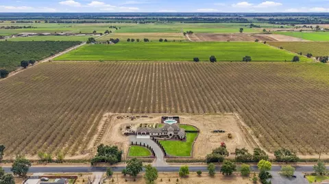 View/Area - 9250 Orr Rd, Galt, CA 95632 photo 4 of 6