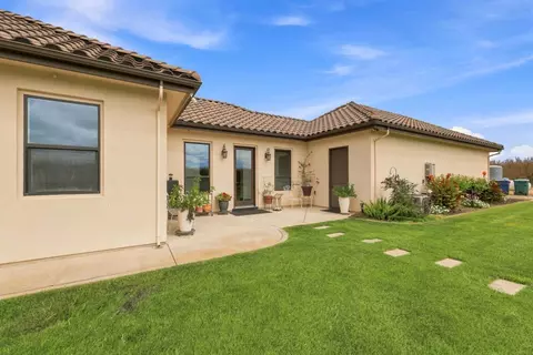 Exterior - 9250 Orr Rd, Galt, CA 95632 photo 11 of 30