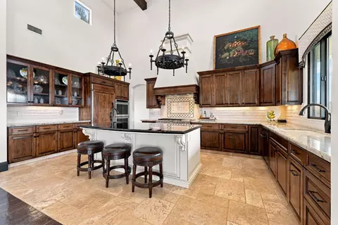 Kitchen - 9250 Orr Rd, Galt, CA 95632 photo 2 of 10