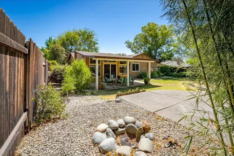 Exterior - 5545 Arcadia Ave, Loomis, CA 95650 photo 19 of 23