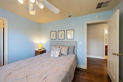 Bedroom - 5545 Arcadia Ave, Loomis, CA 95650 photo 1 of 3