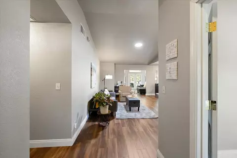 Entry Way - 5545 Arcadia Ave, Loomis, CA 95650 photo 1 of 4