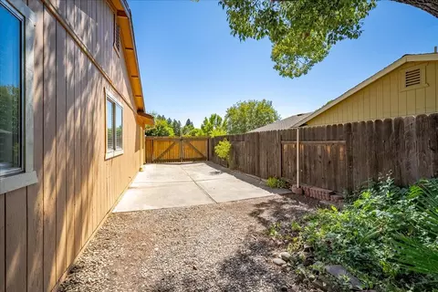 Exterior - 5545 Arcadia Ave, Loomis, CA 95650 photo 17 of 23