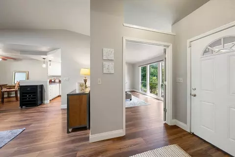 Entry Way - 5545 Arcadia Ave, Loomis, CA 95650 photo 2 of 4
