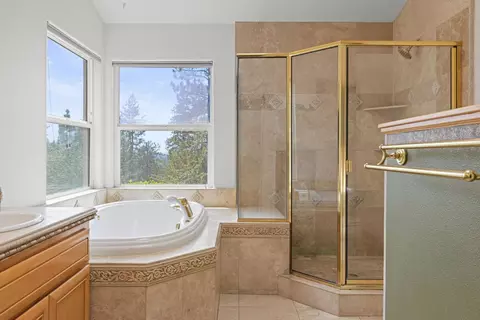 Bath - 90 Edelweiss Ln, Applegate, CA 95703 photo 9 of 9