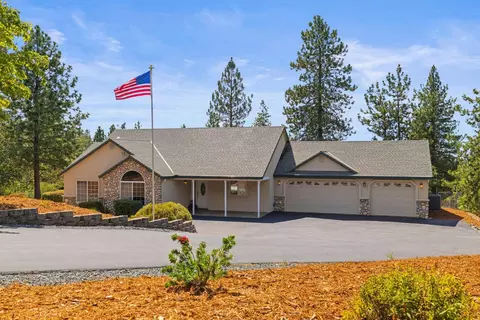 Exterior - 90 Edelweiss Ln, Applegate, CA 95703 photo 3 of 39