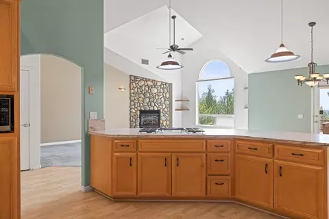 Kitchen - 90 Edelweiss Ln, Applegate, CA 95703 photo 4 of 8