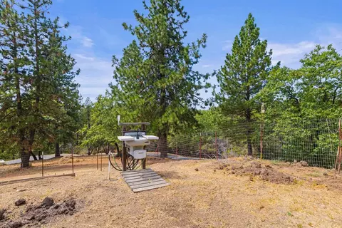 Exterior - 90 Edelweiss Ln, Applegate, CA 95703 photo 13 of 39