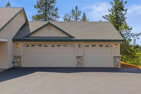 Exterior - 90 Edelweiss Ln, Applegate, CA 95703 photo 6 of 39