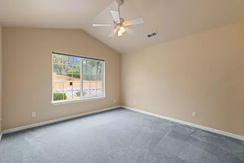Bedroom - 90 Edelweiss Ln, Applegate, CA 95703 photo 3 of 7