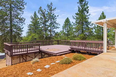 Exterior - 90 Edelweiss Ln, Applegate, CA 95703 photo 8 of 39
