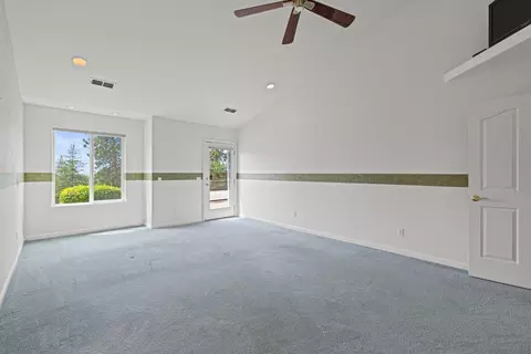Bedroom - 90 Edelweiss Ln, Applegate, CA 95703 photo 6 of 7