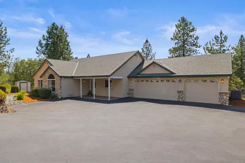 Exterior - 90 Edelweiss Ln, Applegate, CA 95703 photo 4 of 39