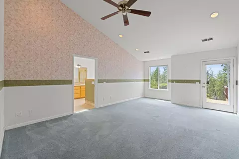 Bedroom - 90 Edelweiss Ln, Applegate, CA 95703 photo 5 of 7