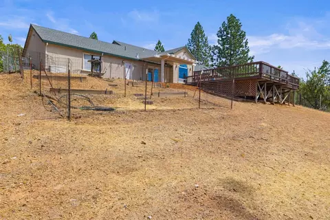 Exterior - 90 Edelweiss Ln, Applegate, CA 95703 photo 16 of 39