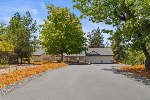 Exterior - 90 Edelweiss Ln, Applegate, CA 95703 photo 2 of 39