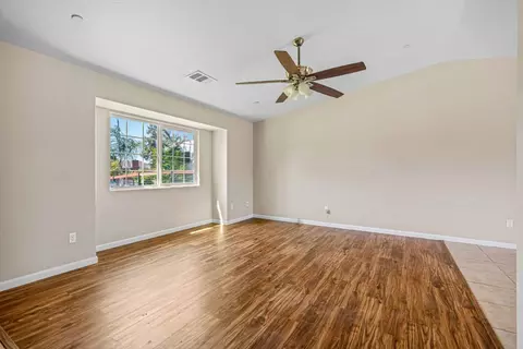 Living - 7462 Wren Dr, Winton, CA 95388 photo 2 of 4