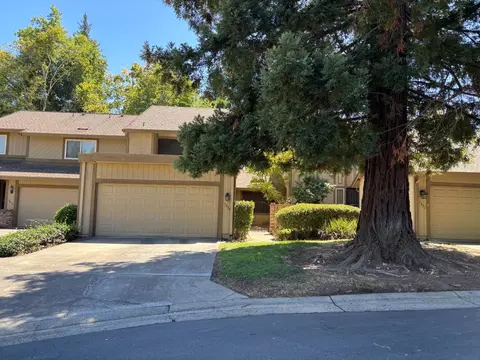 7054 Lompoc Ct, Citrus Heights, CA 95621
