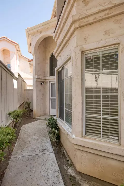 Exterior - 1500 Scenic Dr #23, Modesto, CA 95355 photo 5 of 8