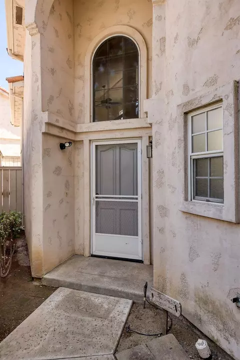 Entry Way - 1500 Scenic Dr #23, Modesto, CA 95355 photo 3 of 3