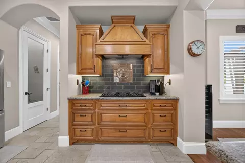 Kitchen - 2690 Taylor Rd, Penryn, CA 95663 photo 2 of 5