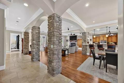 Entry Way - 2690 Taylor Rd, Penryn, CA 95663 photo 2 of 5