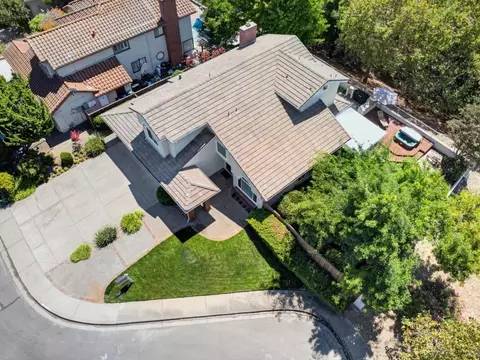 View/Area - 157 Raleigh Ct, Hercules, CA 94547 photo 2 of 4
