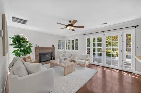 Living - 157 Raleigh Ct, Hercules, CA 94547 photo 1 of 2