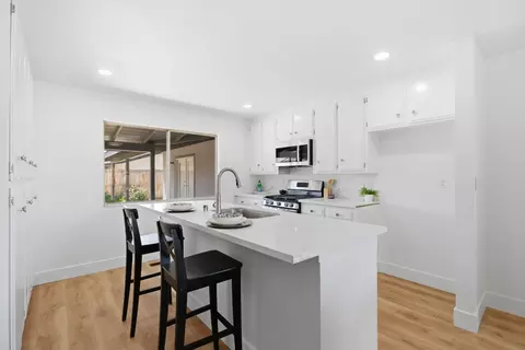 Kitchen - 1924 Kendall Ave, Modesto, CA 95355 photo 3 of 3