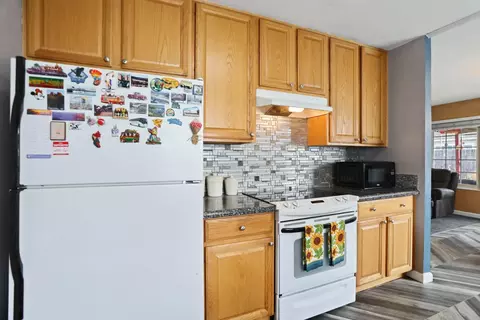 Kitchen - 1900 Alegre Dr, Tracy, CA 95376 photo 4 of 4