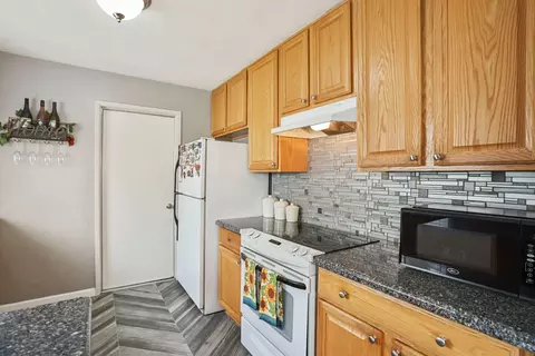 Kitchen - 1900 Alegre Dr, Tracy, CA 95376 photo 1 of 4