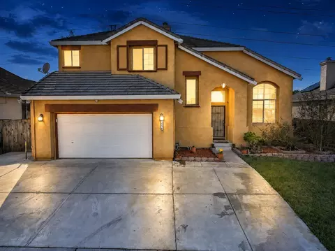 2236 NE Newport Ct, Discovery Bay, CA 94505