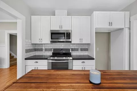 Kitchen - 14 S Rose St, Lodi, CA 95240 photo 2 of 5