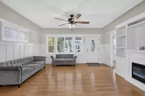Living - 14 S Rose St, Lodi, CA 95240 photo 4 of 10