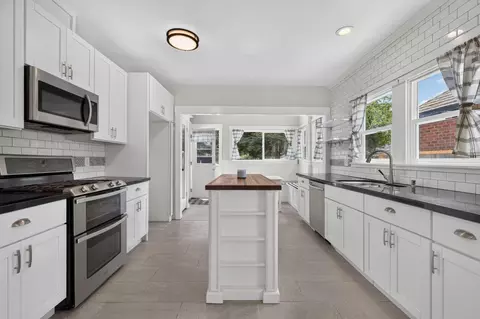 Kitchen - 14 S Rose St, Lodi, CA 95240 photo 1 of 5