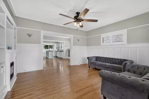 Living - 14 S Rose St, Lodi, CA 95240 photo 1 of 10