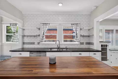 Kitchen - 14 S Rose St, Lodi, CA 95240 photo 3 of 5