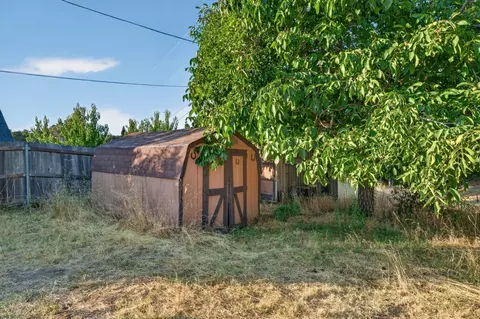 Exterior - 2341 Persimmon Ln, Newcastle, CA 95658 photo 6 of 9