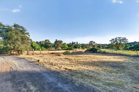 Exterior - 2341 Persimmon Ln, Newcastle, CA 95658 photo 9 of 9