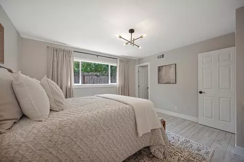 Bedroom - 4150 Lime Kiln Rd, Placerville, CA 95667 photo 3 of 6