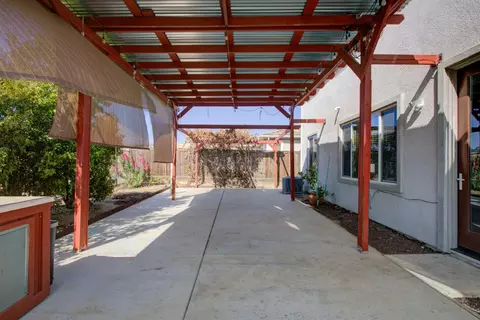 Exterior - 9666 Cabernet Ct, Patterson, CA 95363 photo 3 of 7