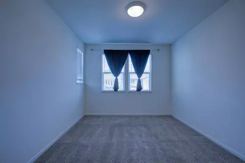 Bedroom - 9666 Cabernet Ct, Patterson, CA 95363 photo 3 of 9