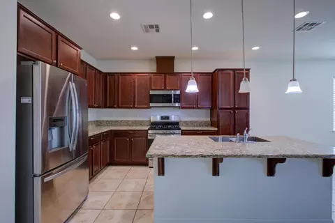 Kitchen - 9666 Cabernet Ct, Patterson, CA 95363 photo 2 of 4