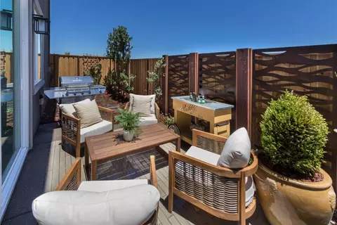 Exterior - 6998 Constance Pl, Tracy, CA 95377 photo 2 of 2