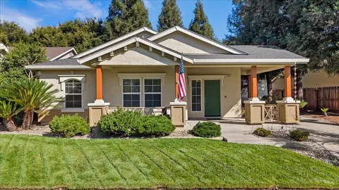 1528 Burchell Hill Dr, Oakdale, CA 95361
