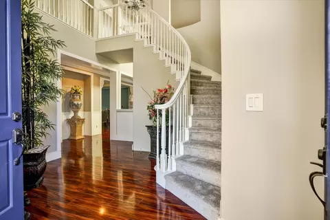 Entry Way - 3837 Banyan Tree, Modesto, CA 95355 photo 2 of 11