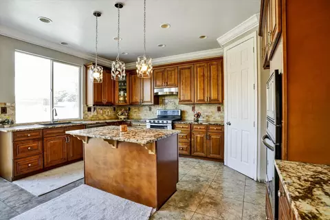 Kitchen - 3837 Banyan Tree, Modesto, CA 95355 photo 1 of 4