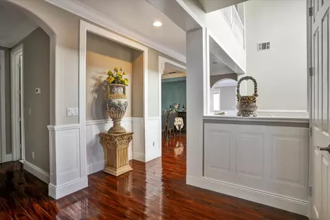 Entry Way - 3837 Banyan Tree, Modesto, CA 95355 photo 3 of 11